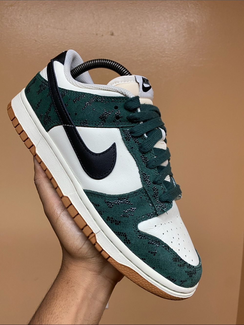 Nike Dunk Low Women's “Green Snake” Size 9 FQ8893-397 - Picture 8 of 17